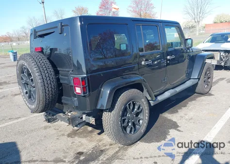 2017 Jeep Wrangler Unlimited Smoky Mountain 4X4 z USA, uszkodzony, nr VIN 1C4BJWEG6HL625415